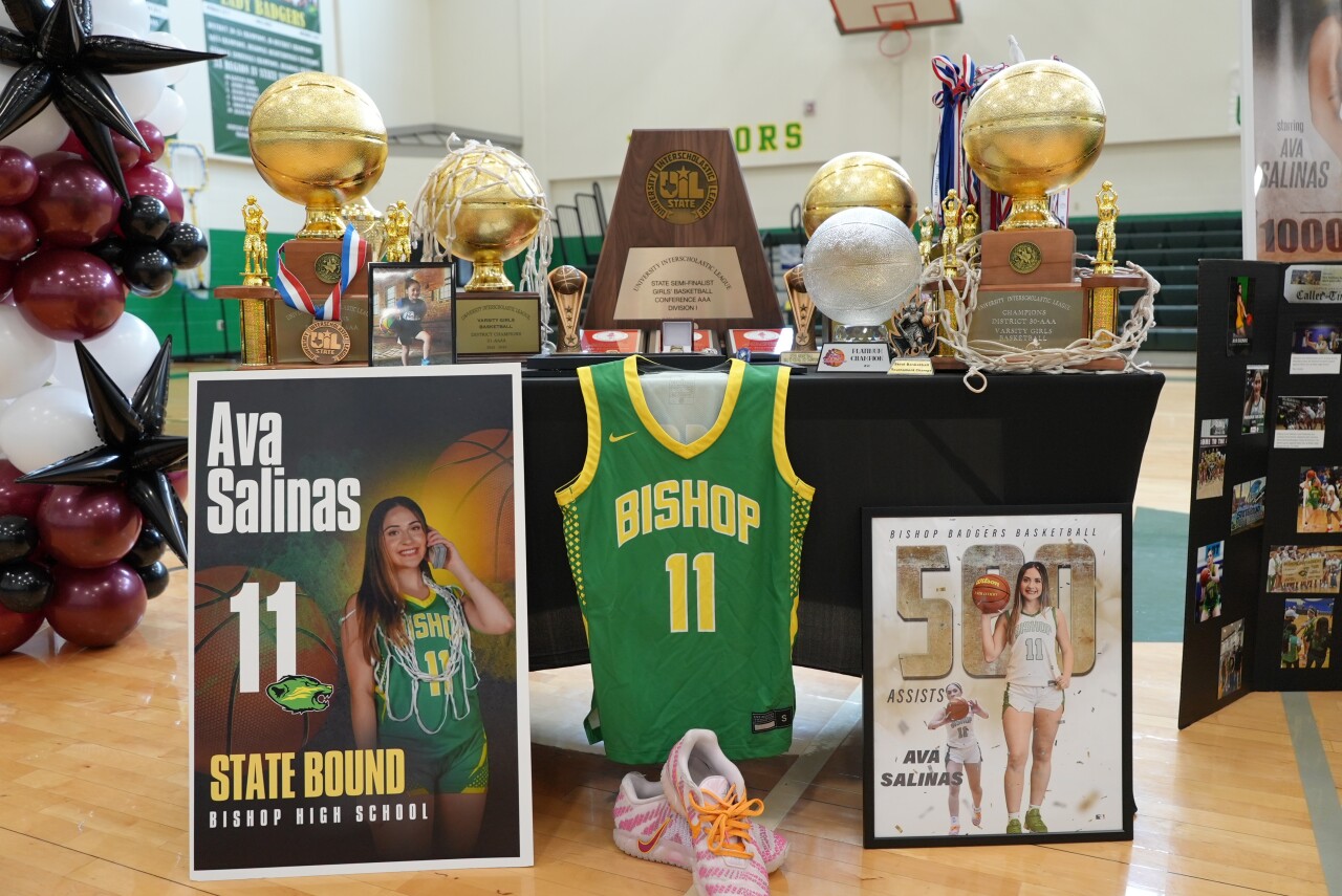 Ava Salinas college signing day