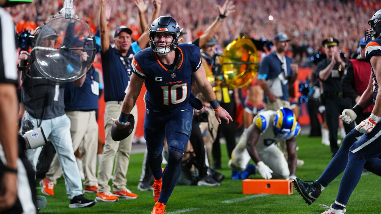 Rams Broncos Football