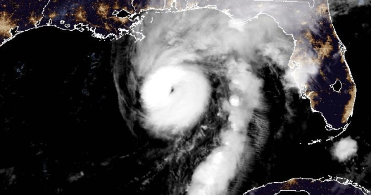 Hurricane Isaias nears Gulf Coast as residents brace for direct US strike