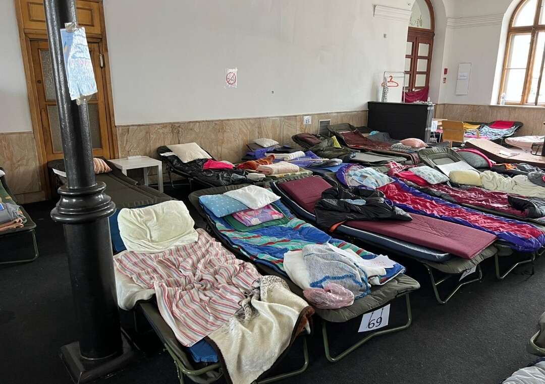 Ukrainian refugee beds Poland