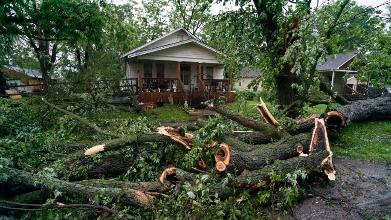 After 13 Straight Days Of Devastating Tornadoes 39 Million Are Still Under Severe Weather Threat