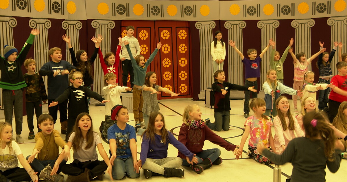 Missoula Children's Theatre spends time at Helena elementary school - Vimarsana News