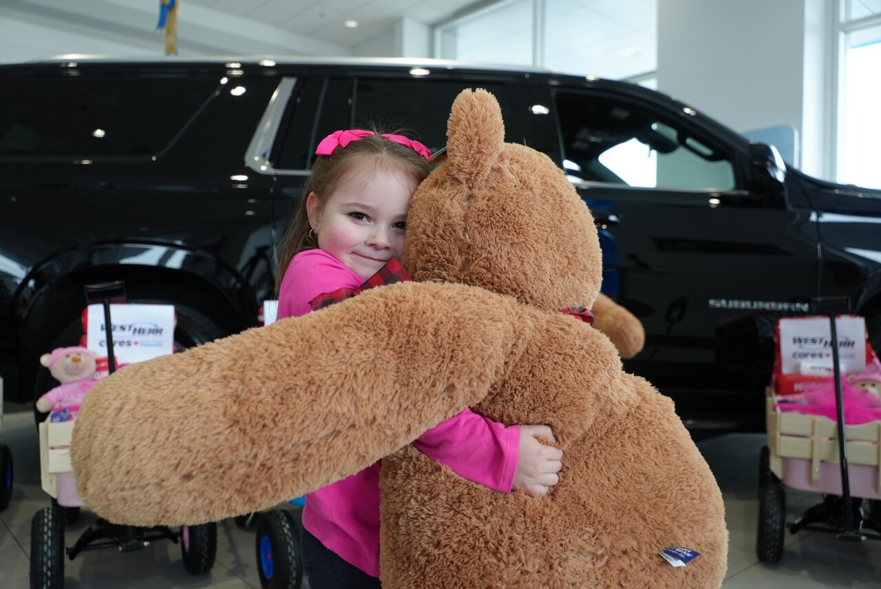 Hannah with her teddy bear