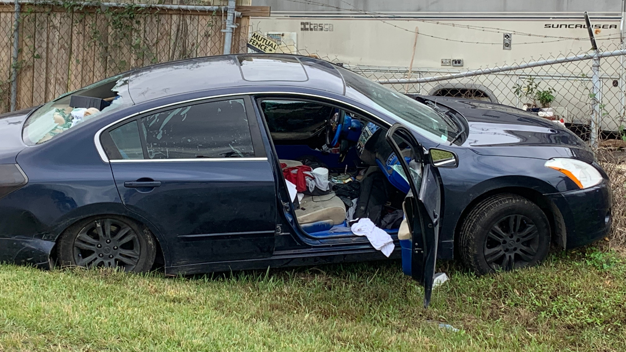 polk deputy involved shooting car.png