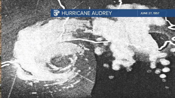 Hurricane Audrey 1957.gif