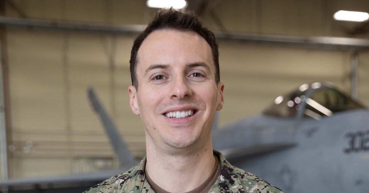 Tallahassee native supports Super Hornet jet aircraft - Vimarsana News