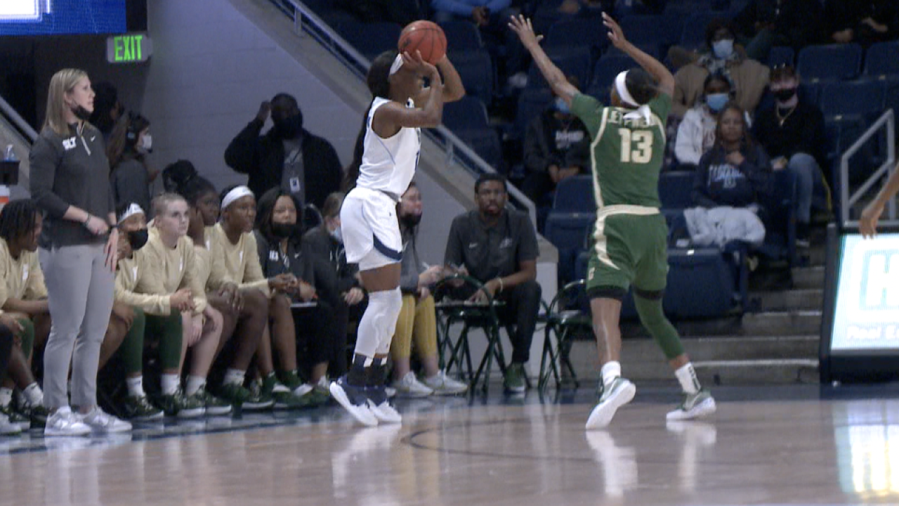 Despite late comeback, ODU women's hoops falls to Charlotte 64-61 Despite late comeback, ODU women's hoops falls to Charlotte 64-61