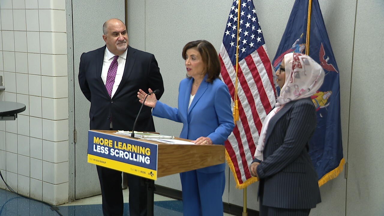 GOV.jpg