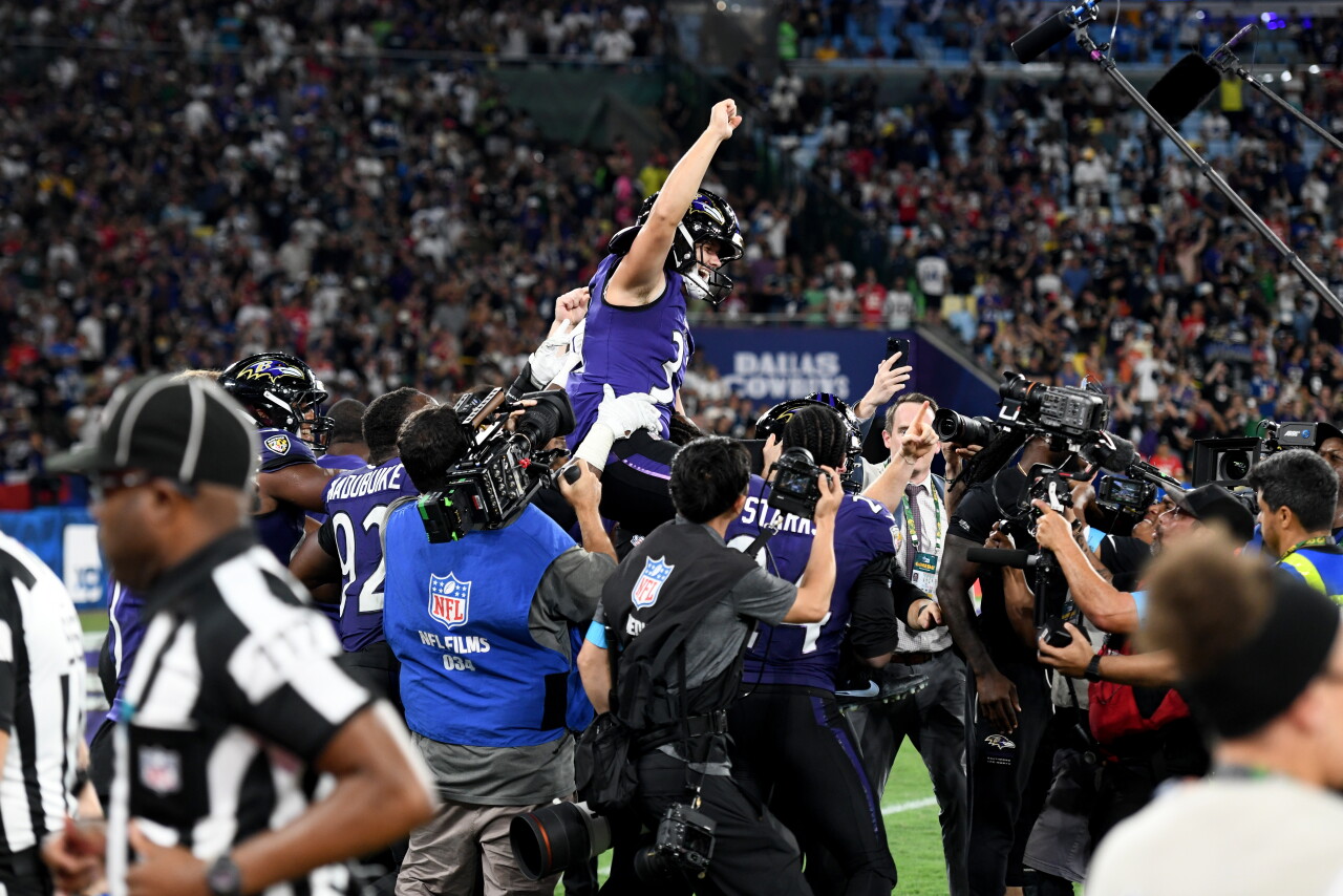 Cowboys Ravens Football