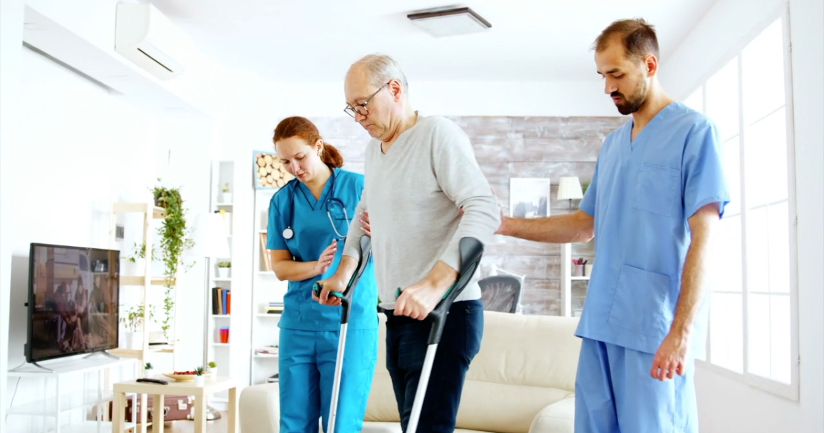 Some longterm care centers in Fla. join mandated vaccine movement