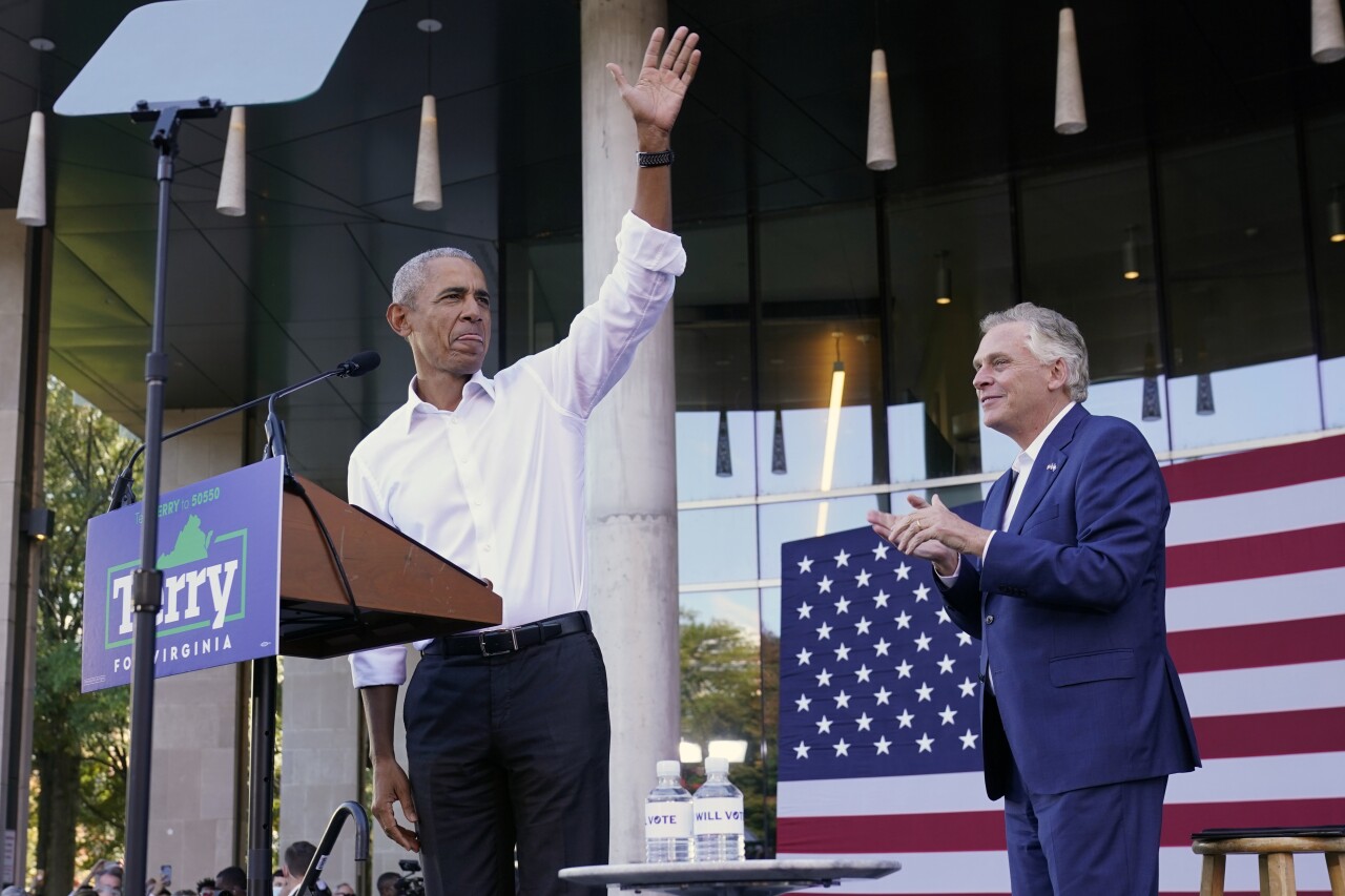 Barack Obama, Terry McAuliffe