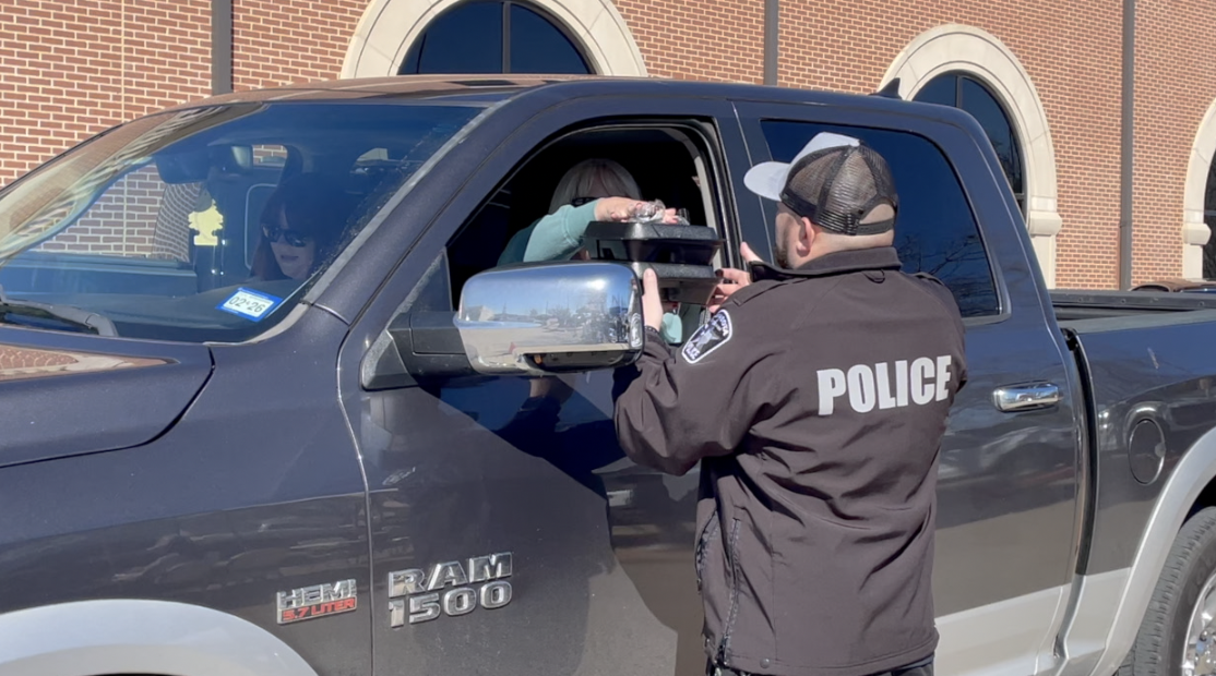 Neighbors come together to honor fallen police sergeant Mark Butler with barbecue fundraiser