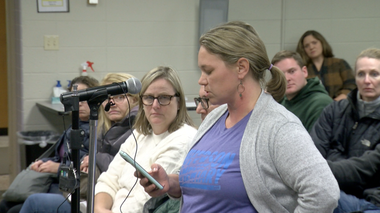 Parents speak out against potential Wauwatosa school closures