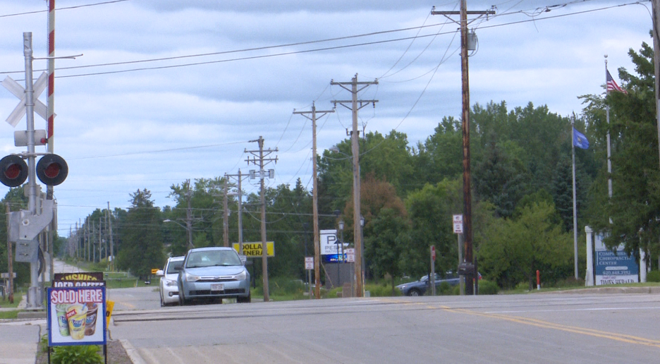 School bus drivers needed in Oconto Falls; families struggle to make arrangements for school year