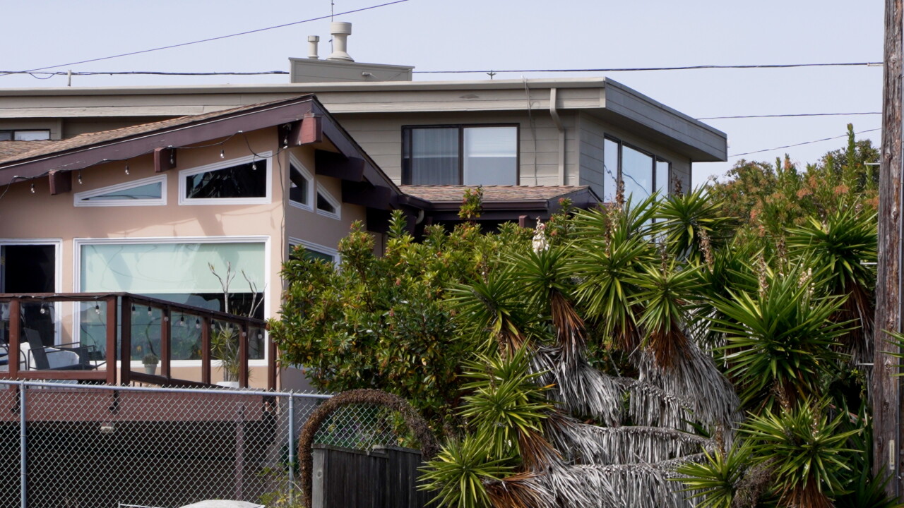 houses los osos.jpg