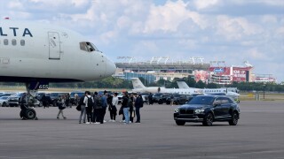 Bolts return home following comeback win in Game 4