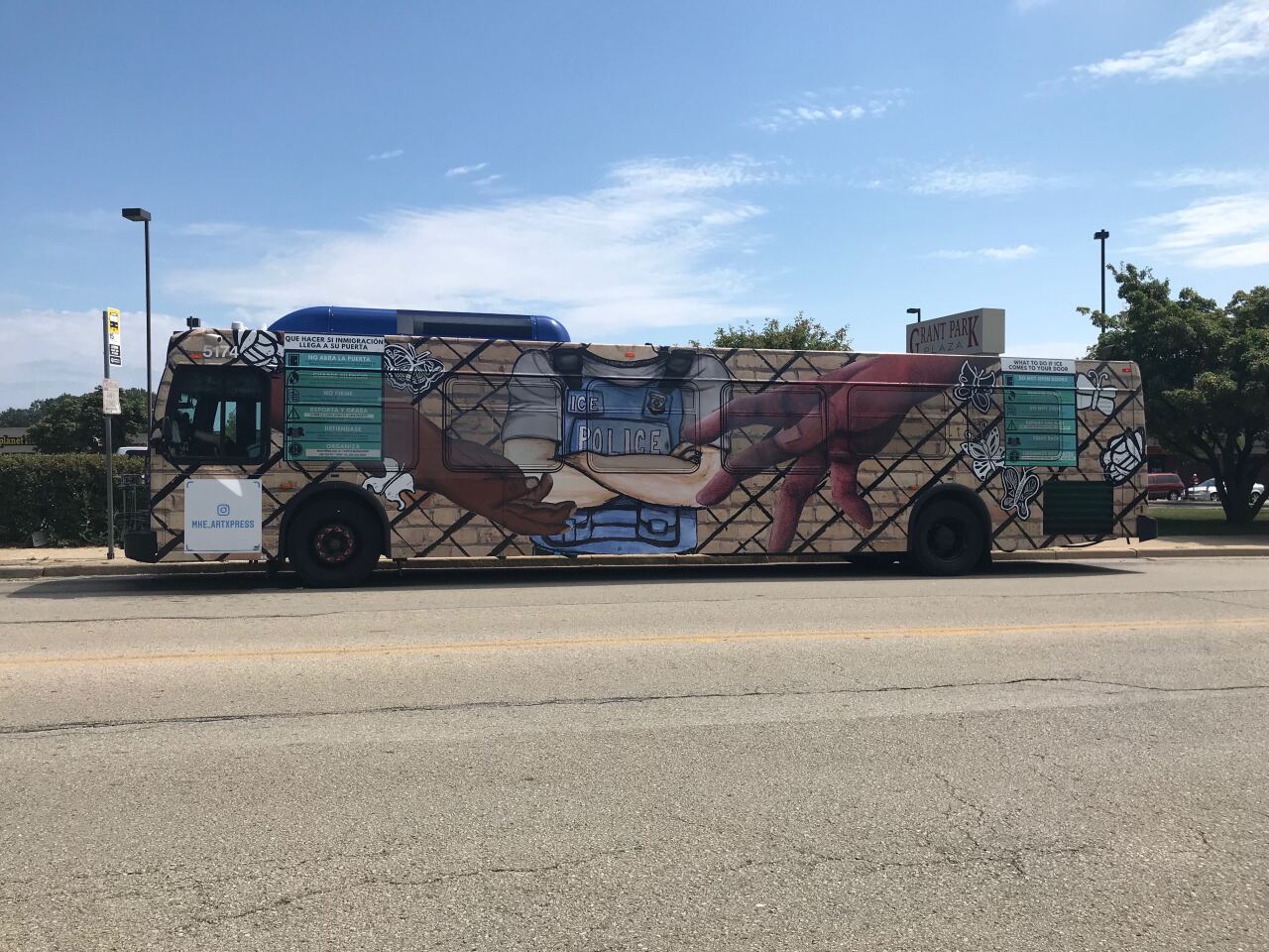Ice Bus 3.jpg
