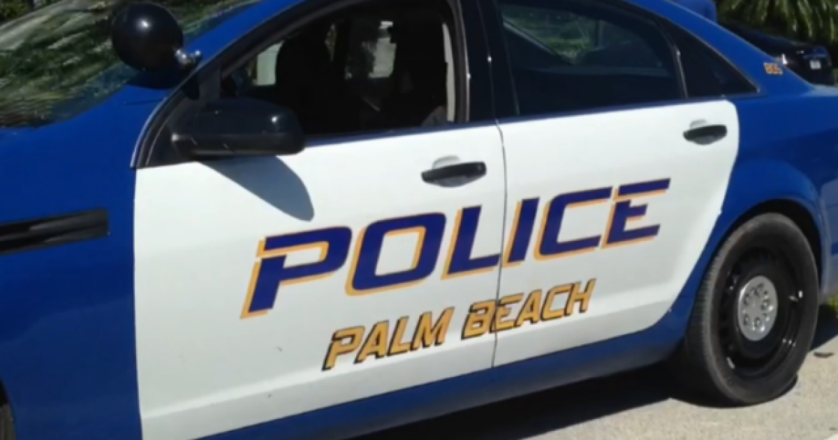 West Palm Beach woman charged with posing as parking official in $1 scam on Worth Avenue