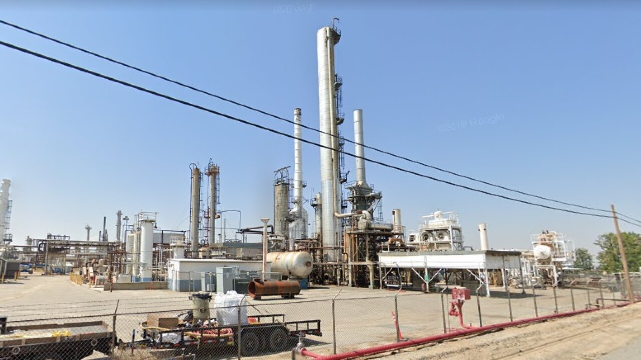 Crews battling fire at Kern Oil and Refining in Lamont