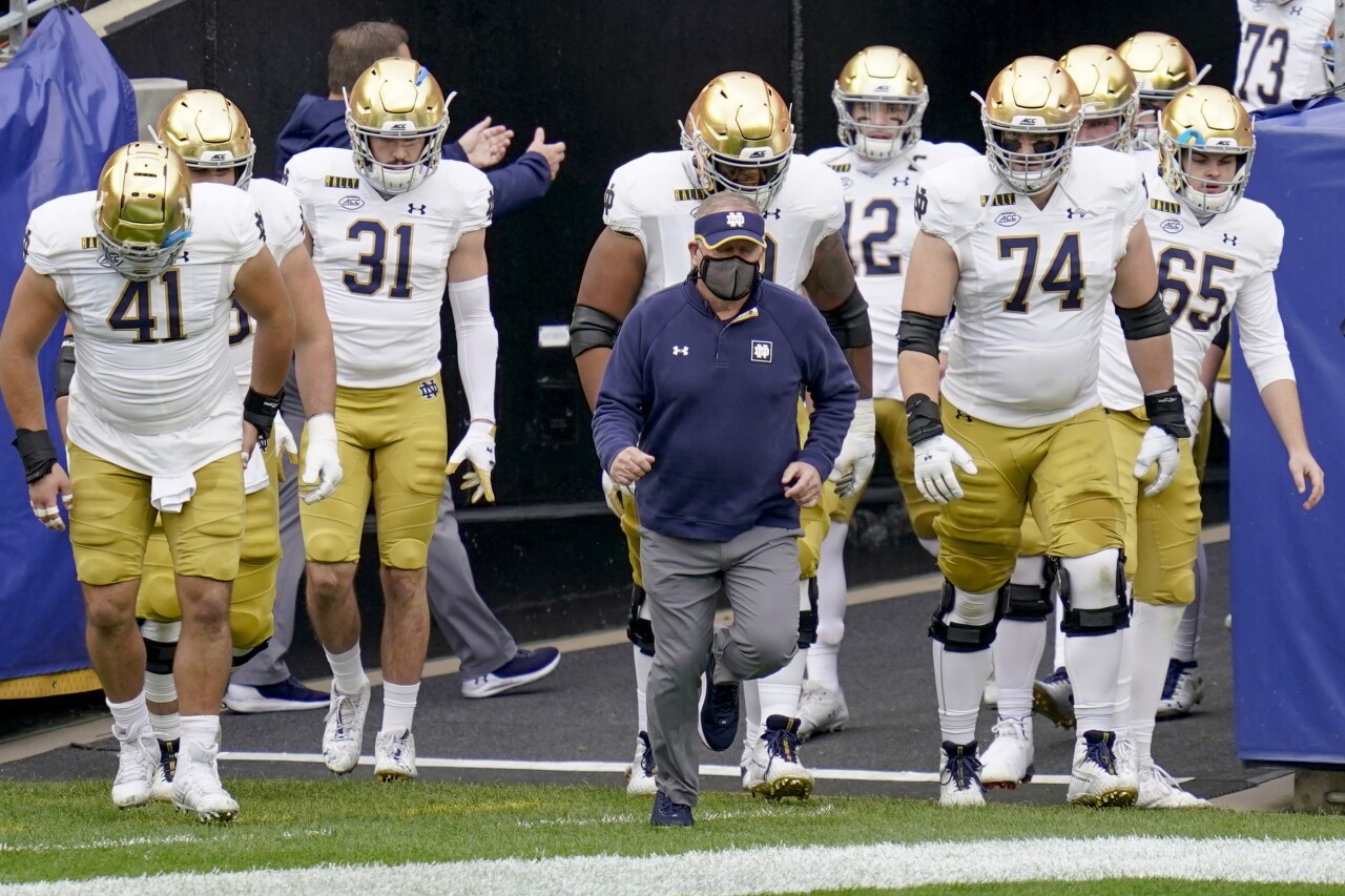 Notre Dame Fighting Irish take field October 2020