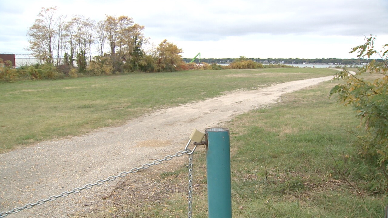 MUSKEGON PARK 1.jpg