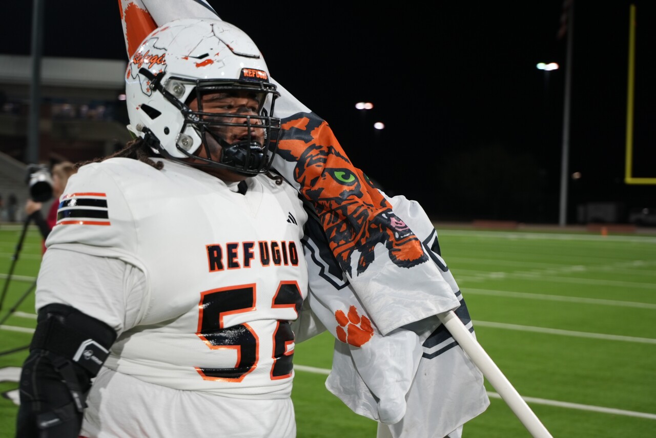 Refugio senior Jason Delossantos