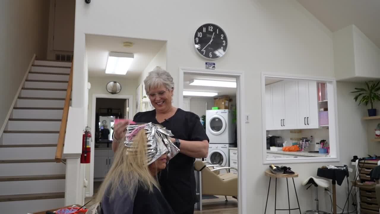 Padre Island hairstylist inspires community