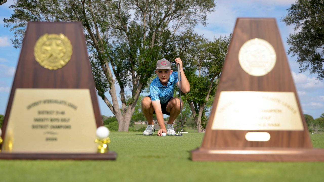 Calallen sophomore golfer Gage Hirshfield