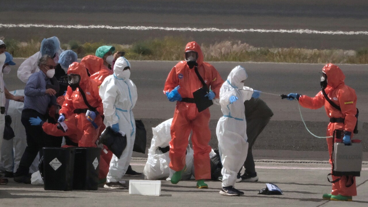APTOPIX Spain Hantavirus Ship
