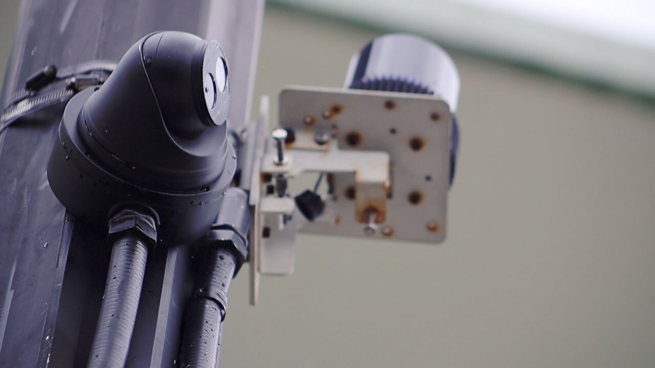 Sensors on Fifth Street bridge in Miami equipped with computers and lasers to aid bridge tenders