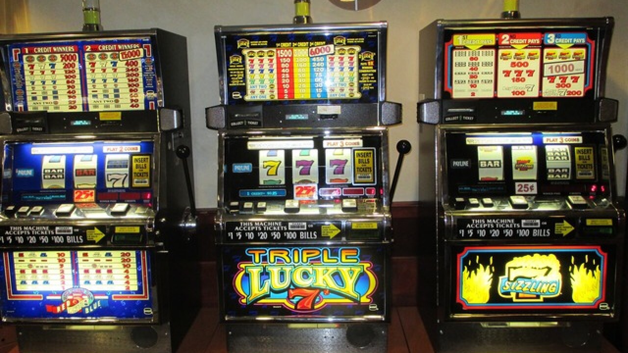 Vegas style slot machine for home