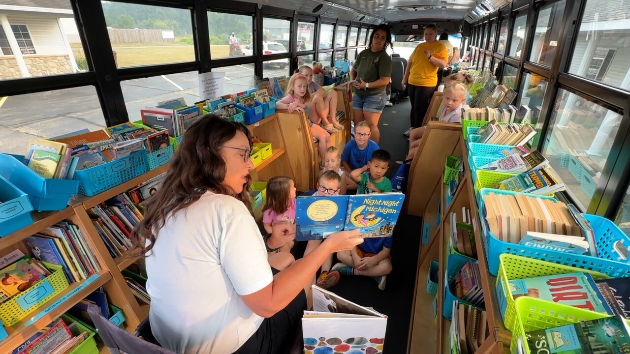reading to kids.jpg