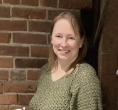 ANNE CHMIELEWKSI BINDICS SISTER.jpg