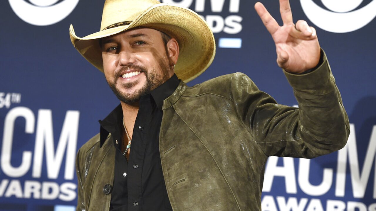 Jason Aldean headlining AmFam Amphitheater on first day of Summerfest 2022 Jason Aldean headlining AmFam Amphitheater on first day of Summerfest 2022