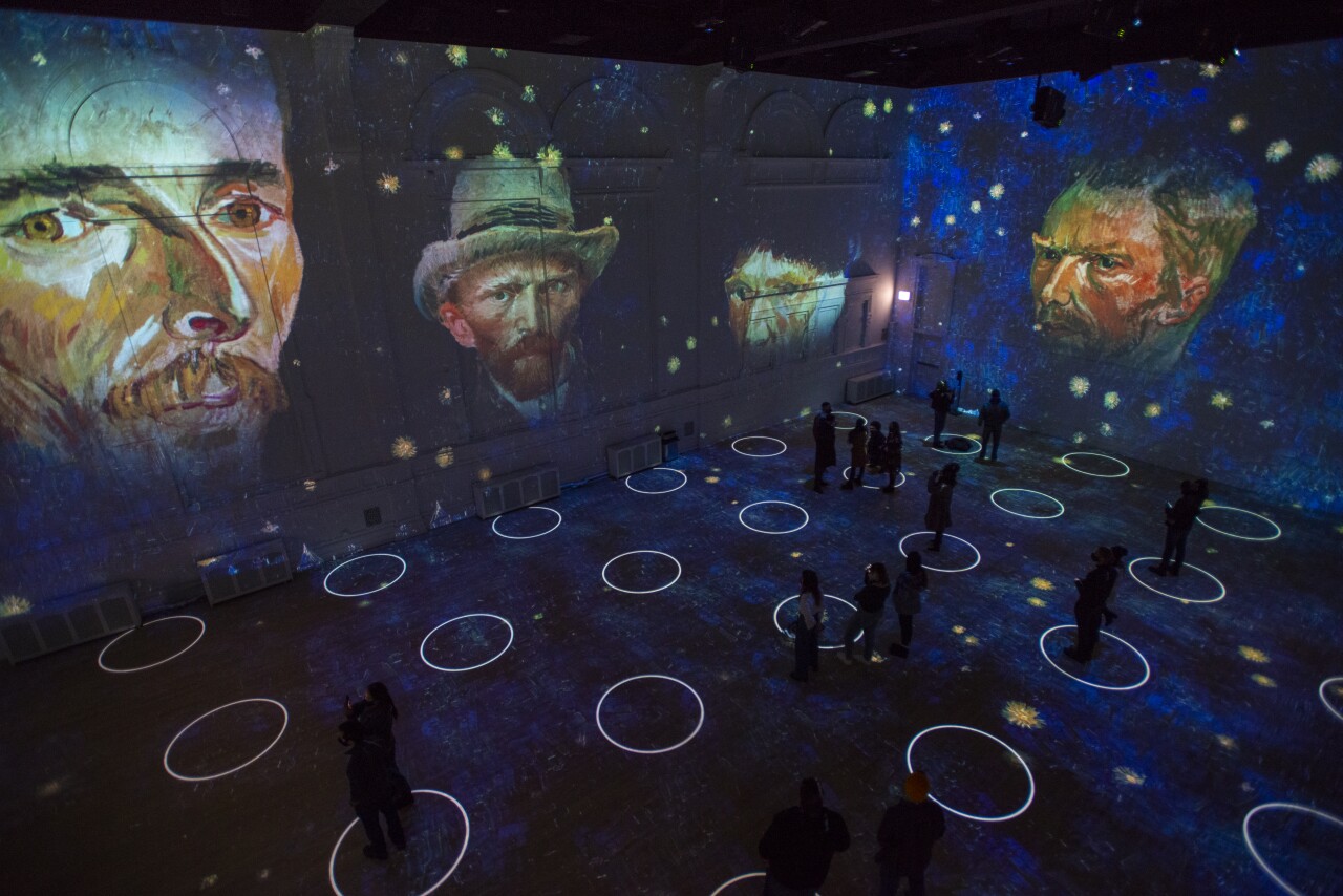 Immersive Van Gogh Chicago 1 - Photo Credit Michael Brosilow..jpg
