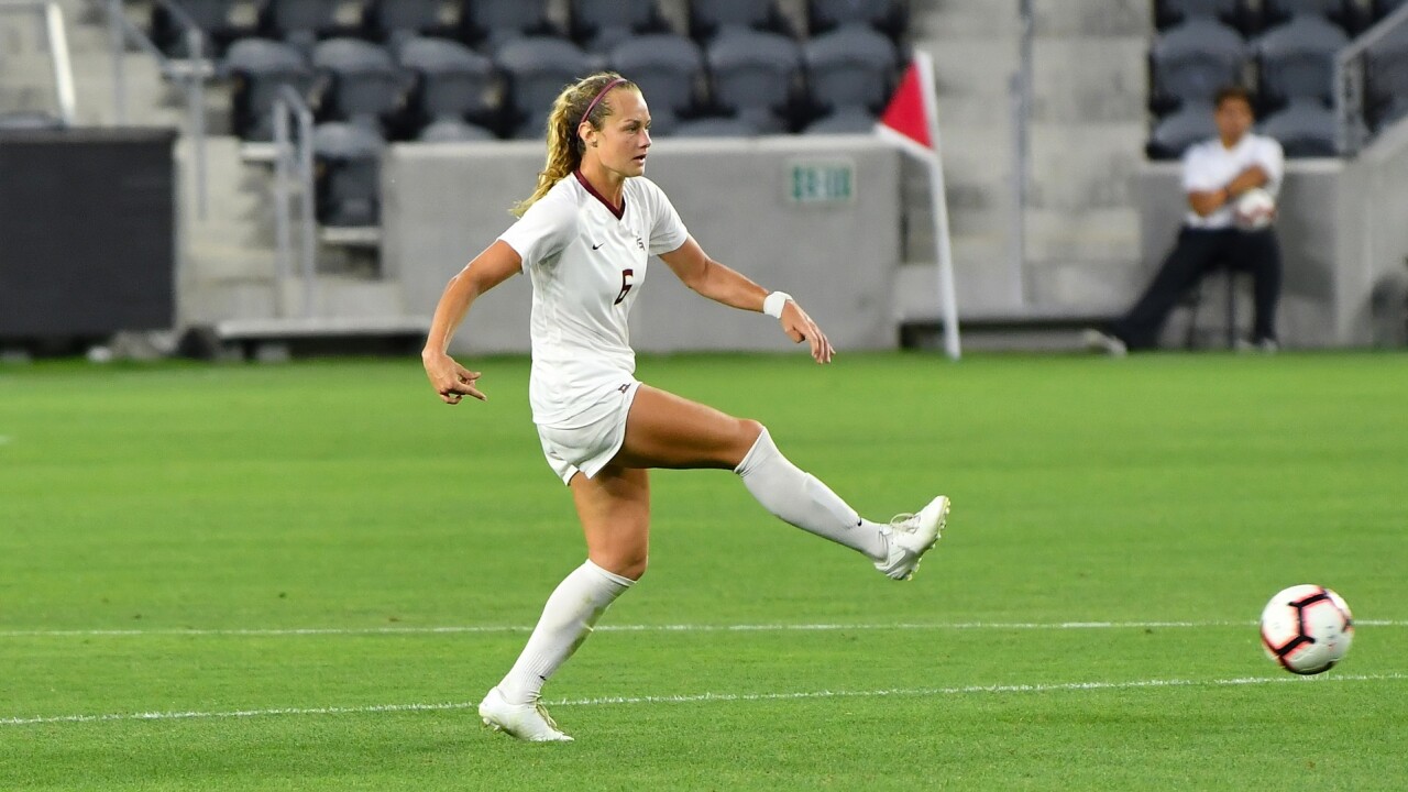 Soccer Falls 2-1 to No. 4 UCLA