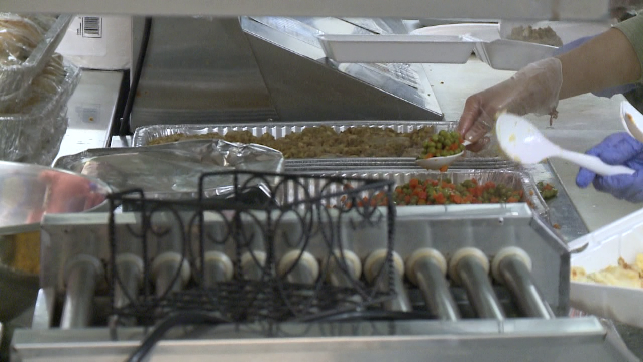 Degage Ministries Thanksgiving Eve Dinner_1.png