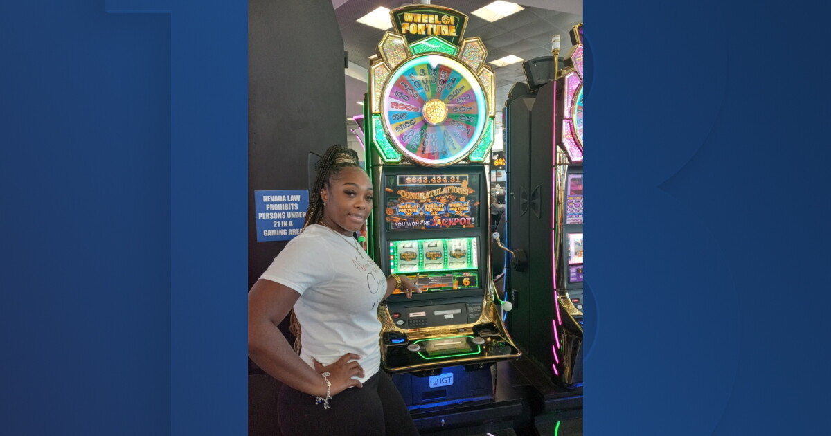 Woman wins $643k jackpot at Las Vegas airport - Vimarsana News