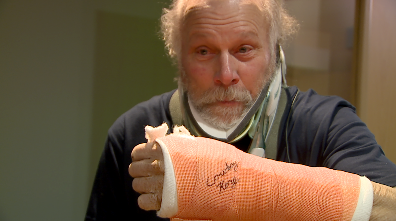 Lee Stevens signed cast