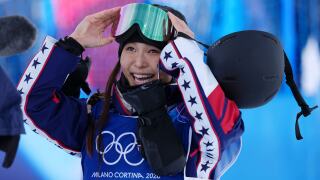 Chloe Kim, unfazed by injury, crushes halfpipe qualifier to roar into final; Mastro 3rd