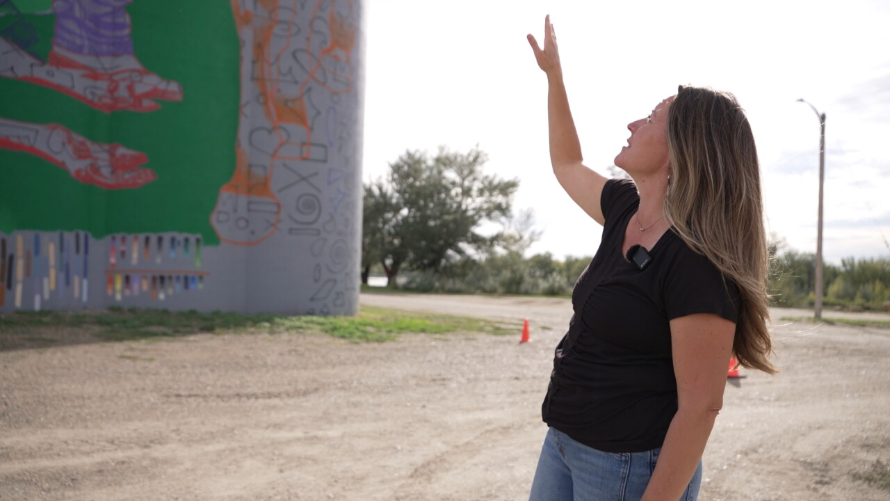 glendivemural8_2.13.1.jpg