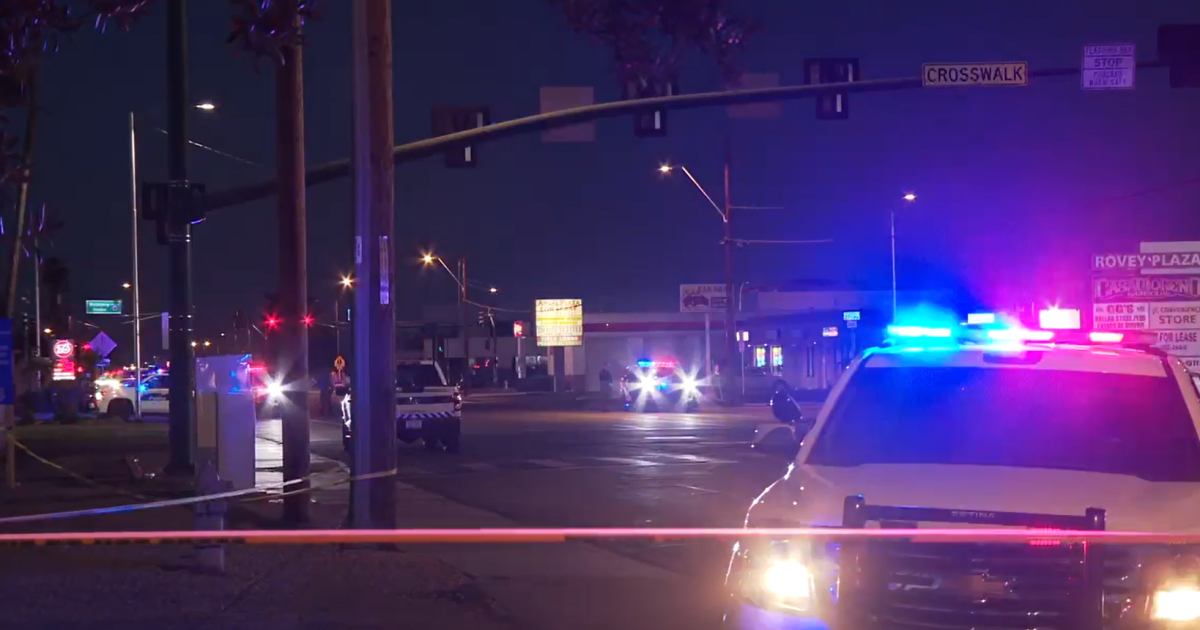 4 men hurt in overnight shooting near 27th Avenue and Bethany Home Road in Phoenix