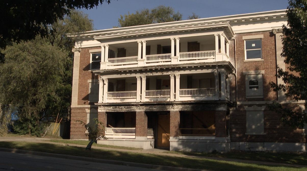 Colonnaded Exterior of Tuscawara Apartments