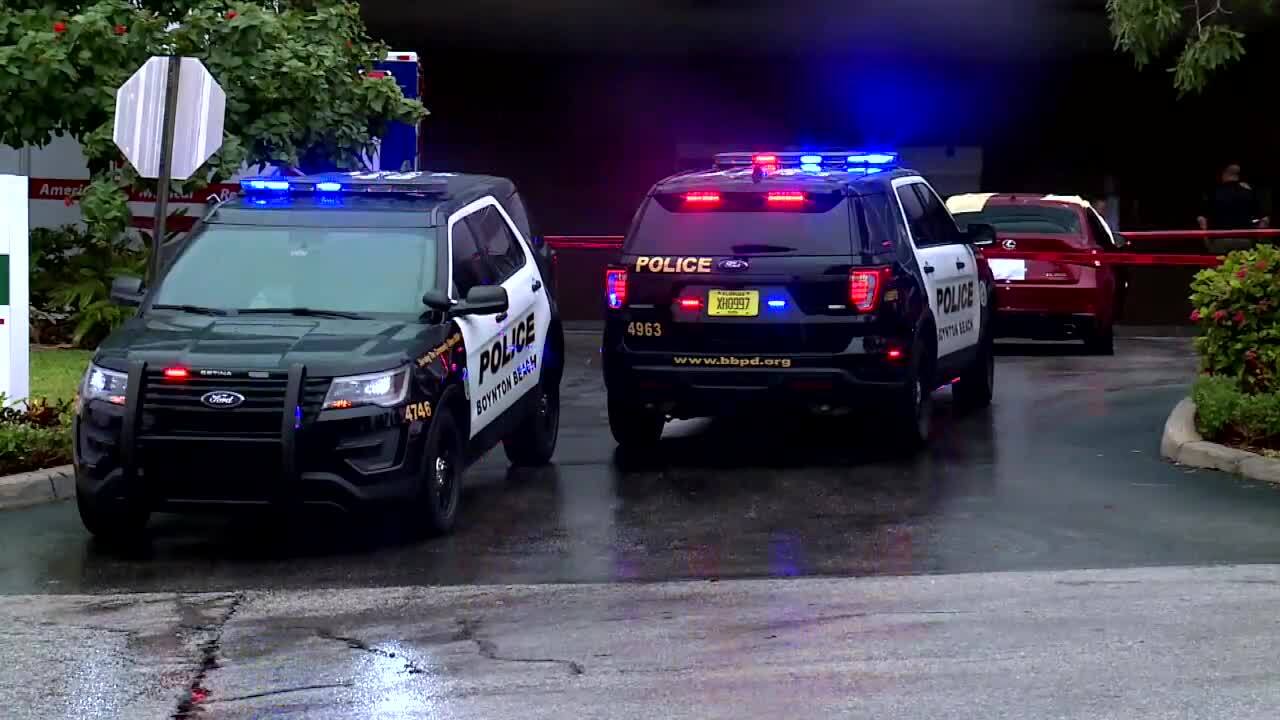Boynton Beach police investigate after burgundy Lexus with bullet holes in it arrives at Bethesda Hospital East