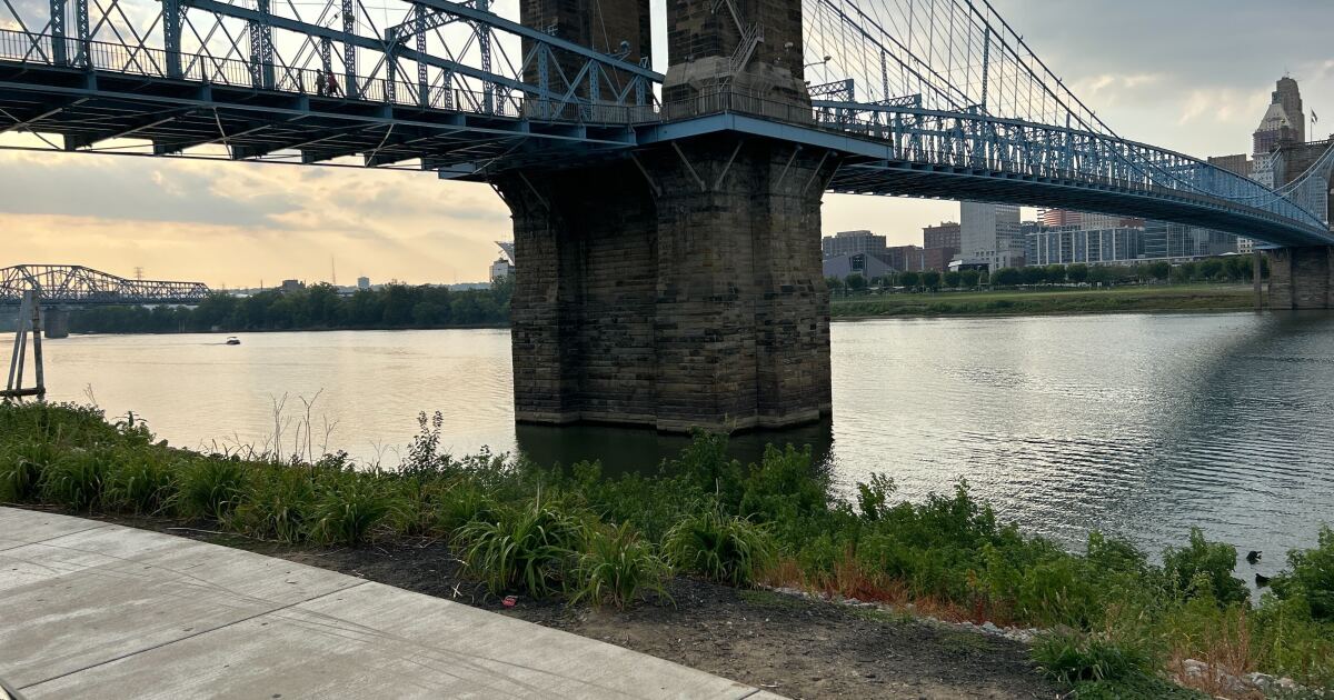 BOONE COUNTY: One rescued after attempting to swim across Ohio River