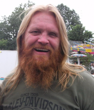 Norman Kuhander, 57, is serving a 15-year sentence for his role in a meth ring has severe heart problems and asked for early release from prison.