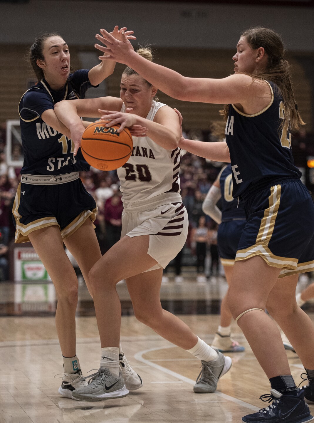 Photos Montana and Montana State women's CatGriz game