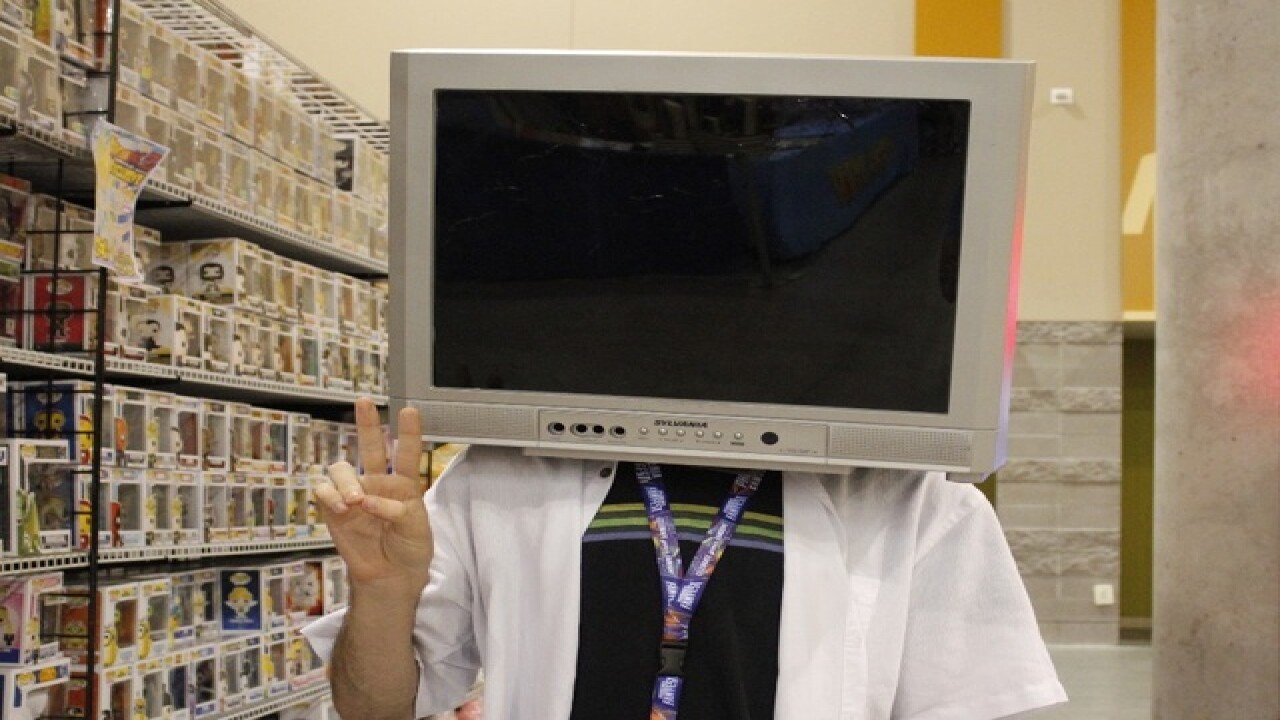 Phoenix Fan Fest: See some of the top costumes