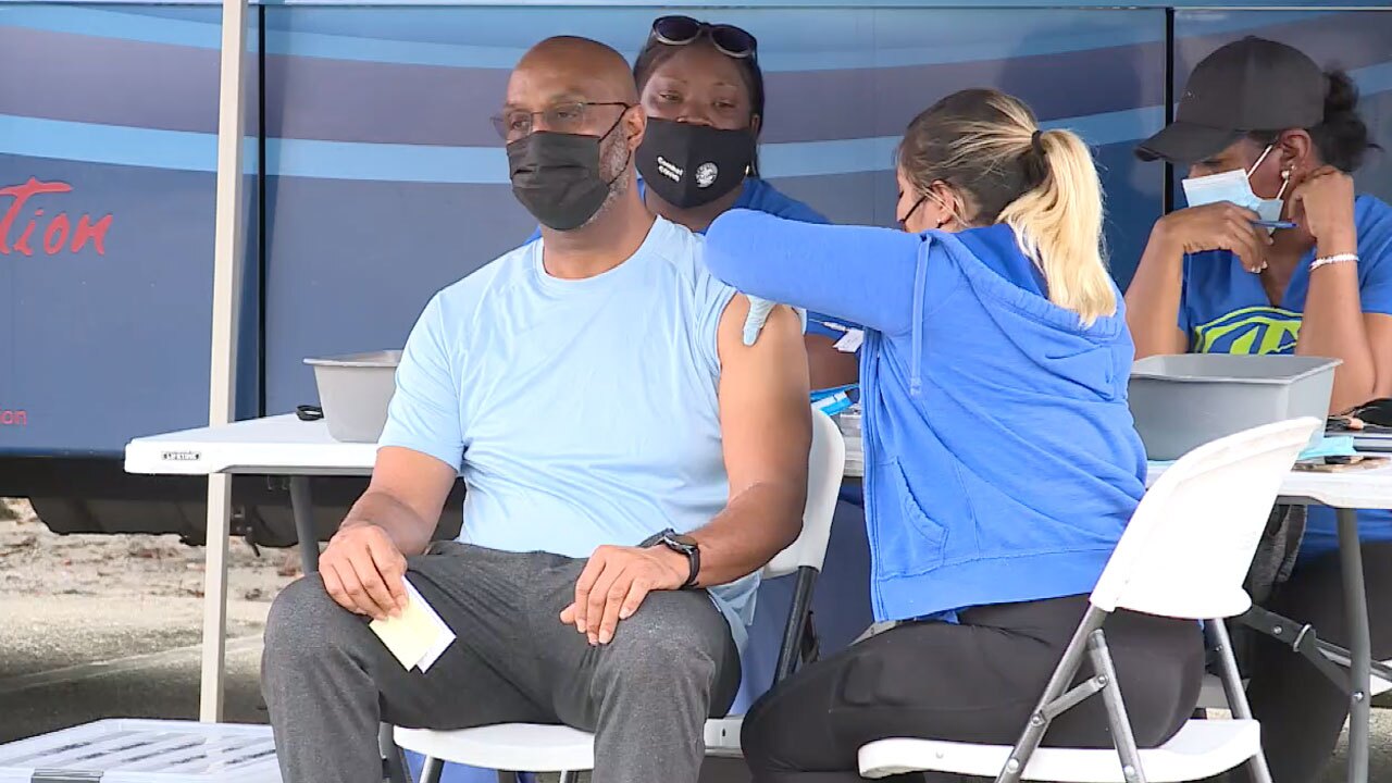 First responder Dexter McLaurin gets booster shot, Dec. 6, 2021