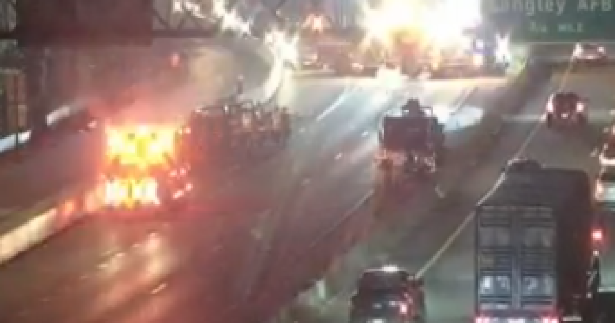 Left westbound lane closed on I-64 in Hampton after multi-vehicle crash